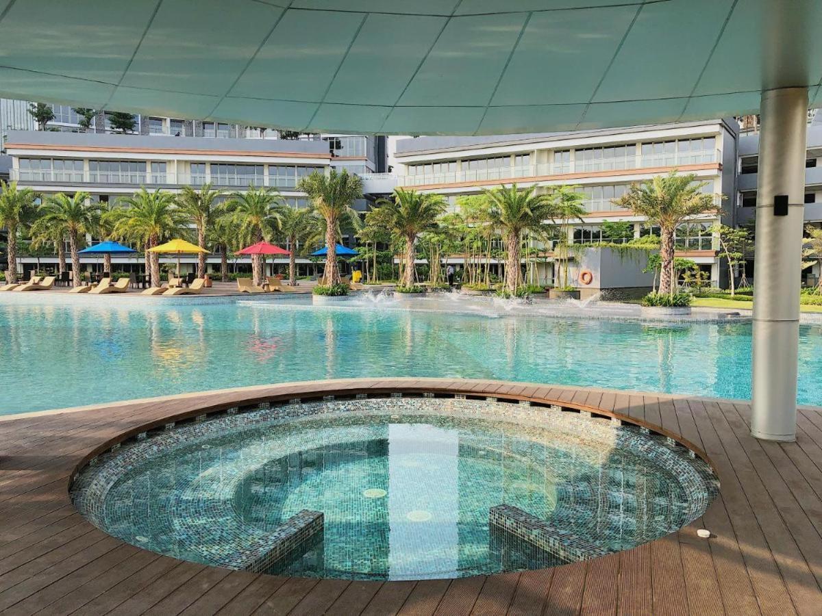 Gold Coast Apartemen Pik By Dluxx Jakarta Ngoại thất bức ảnh